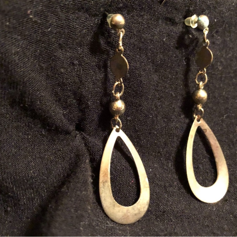 Elegant Silver/Gold Drop Earrings